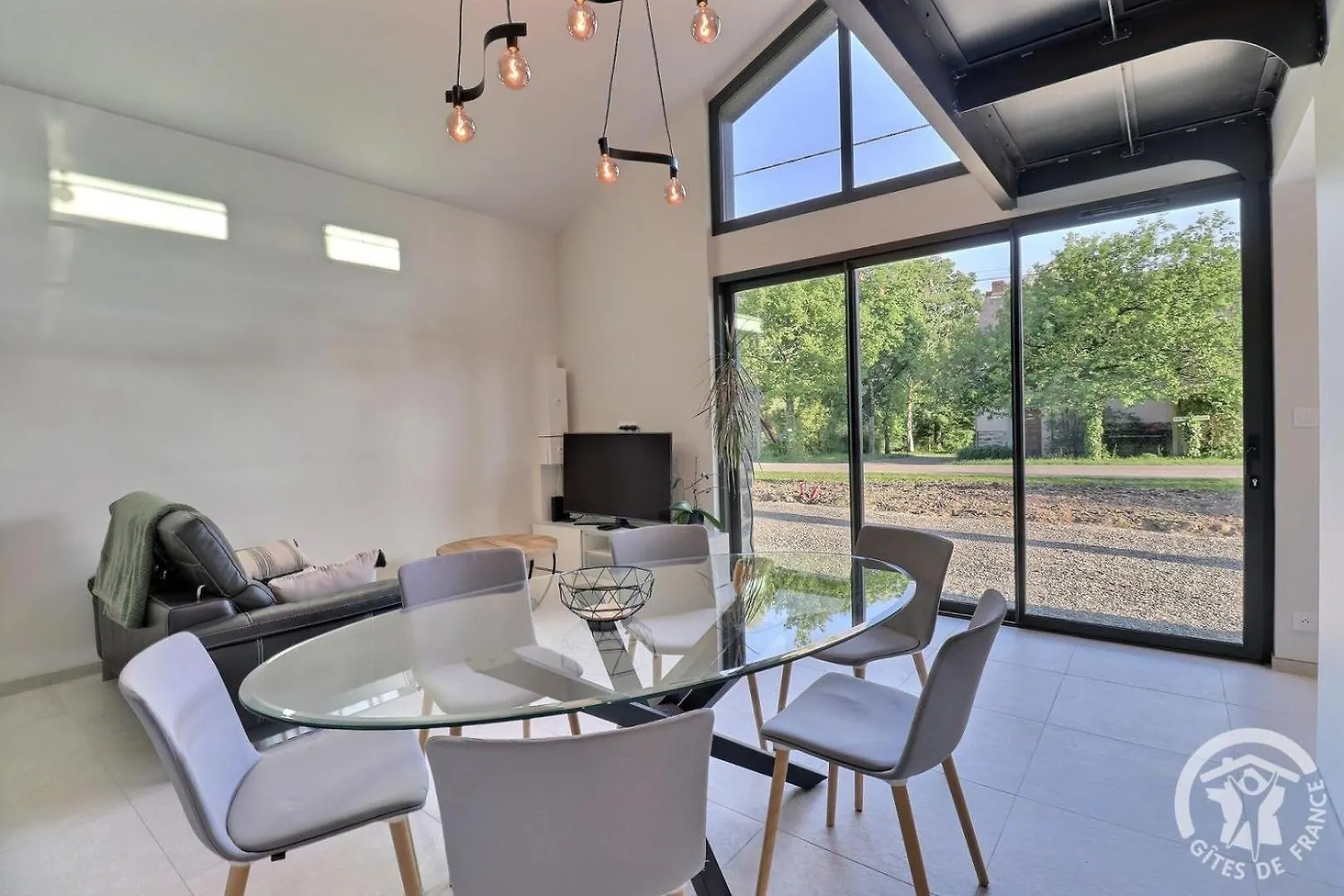 Semesterbostad Les Capucines Villa Melesse
