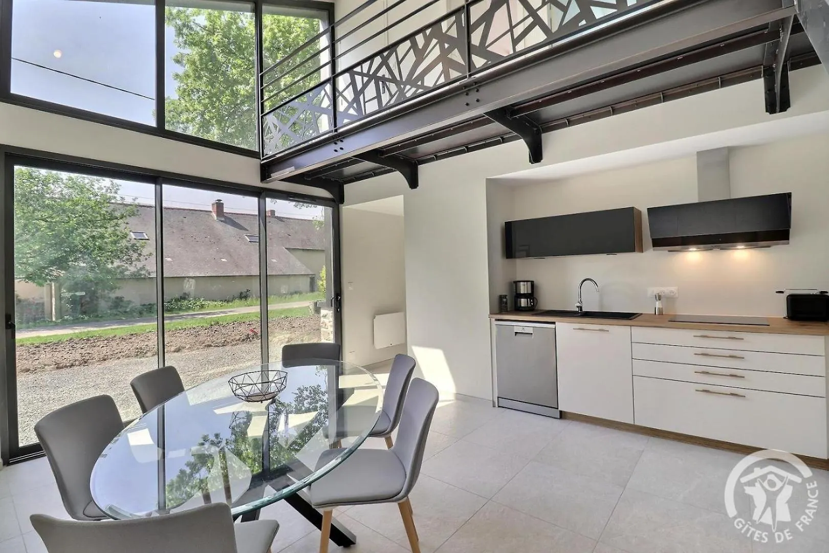 Les Capucines Villa Melesse